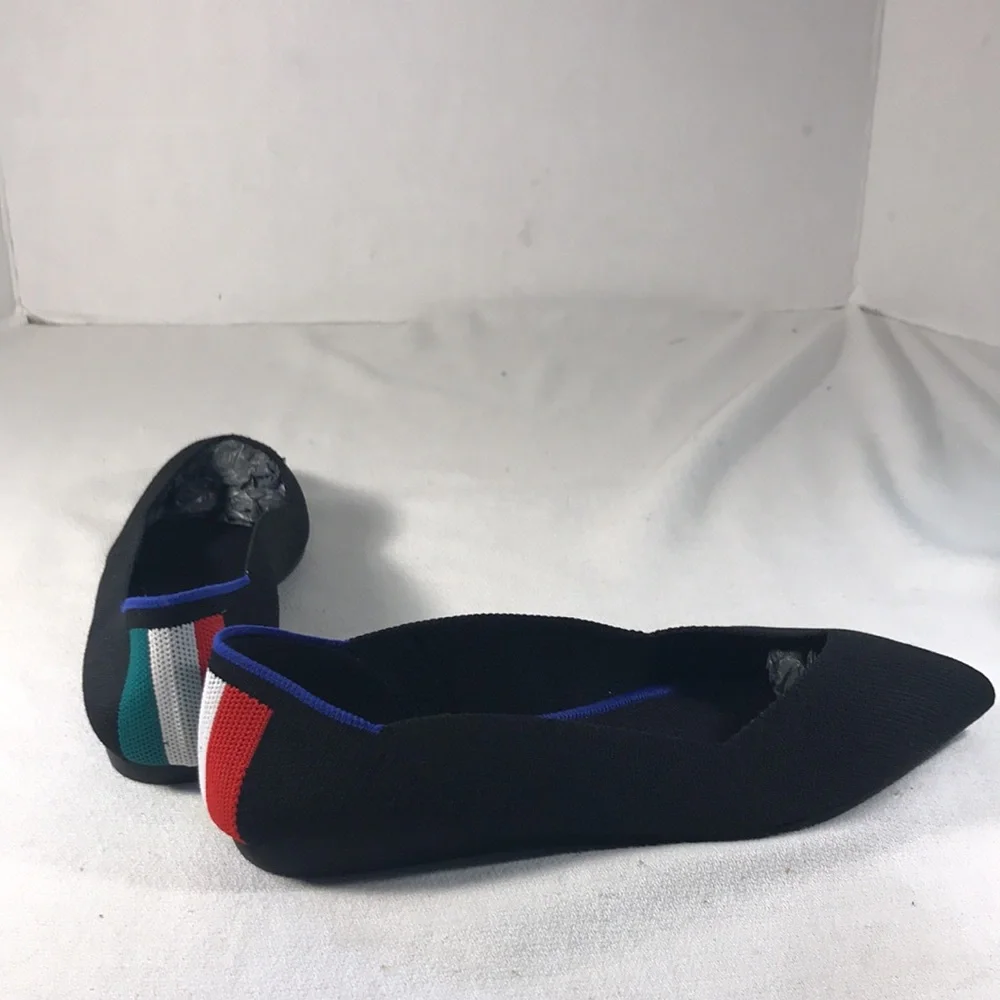 Rothy’s Women’s The Point Black Slip-On Flats with Italian Flag Stripe Heel W7.5